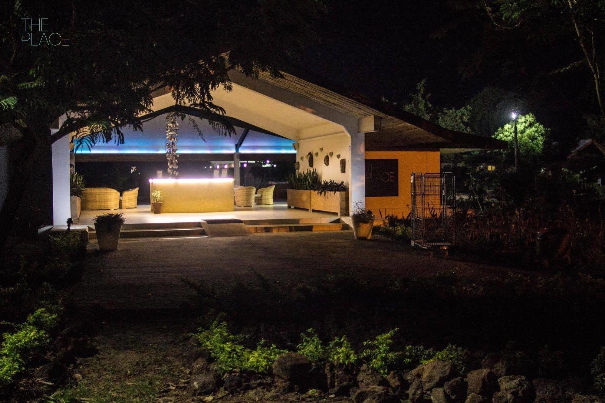 The Place Resort At Tokeh Beach Freetown Exterior photo