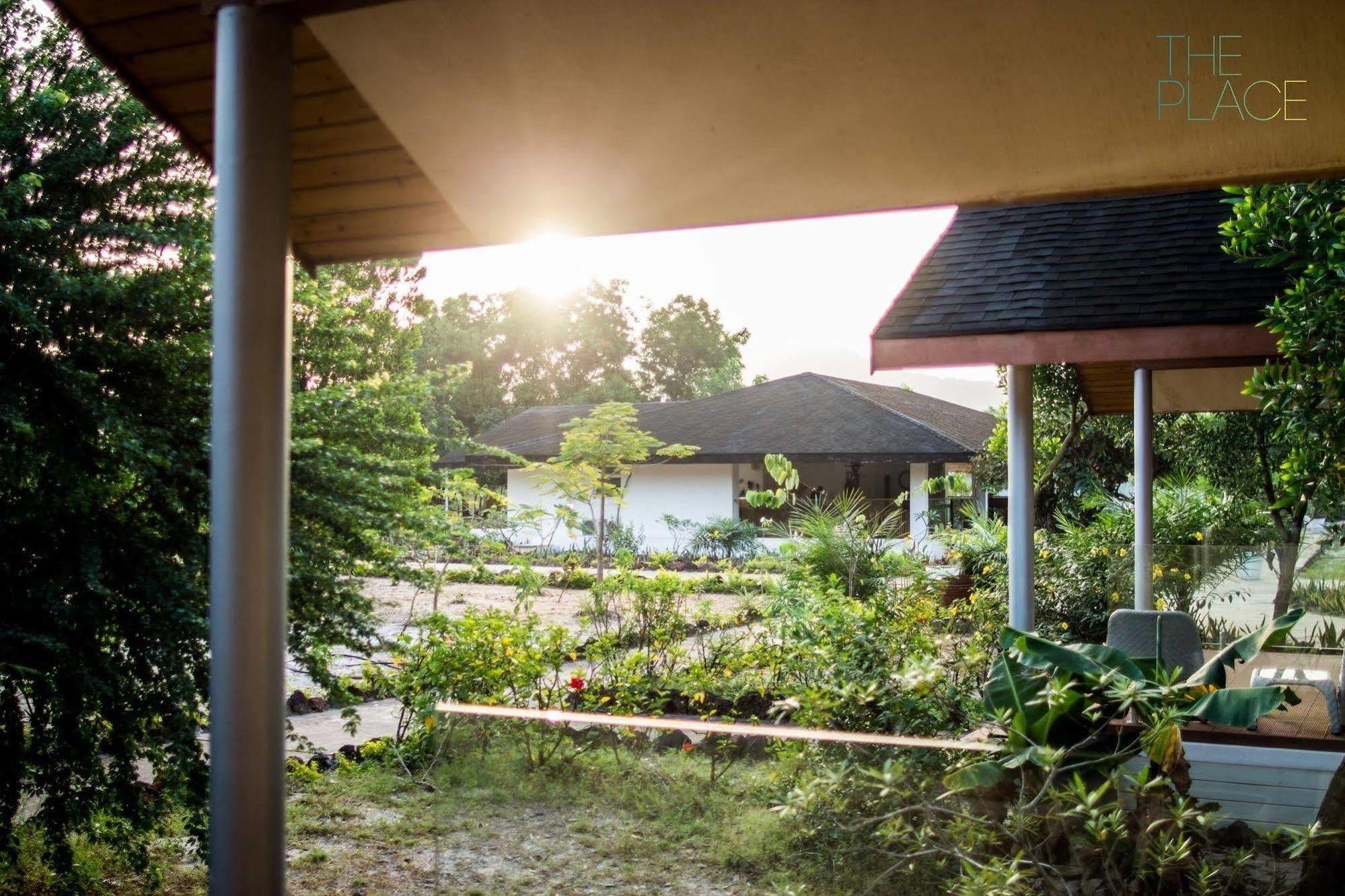 The Place Resort At Tokeh Beach Freetown Exterior photo