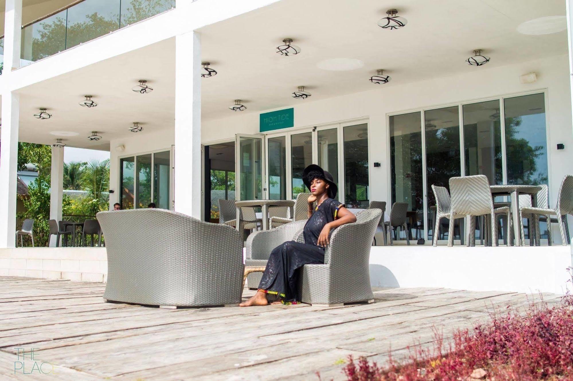 The Place Resort At Tokeh Beach Freetown Exterior photo